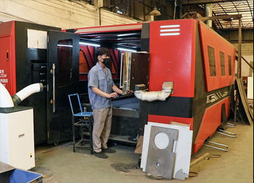 Ultime soluzioni aziendali su I condizionatori d'aria industriali a risparmio energetico offrono notevoli vantaggi economici con un risparmio annuo di oltre un milione di dollari