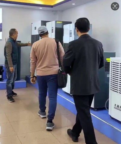 Ultime notizie aziendali su Visita del cliente alla nostra azienda dopo il Capodanno cinese